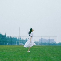 三个相似的姐妹头像