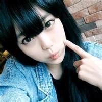女生牛仔褂酷头像