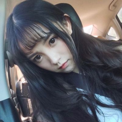 女生牛仔褂酷头像