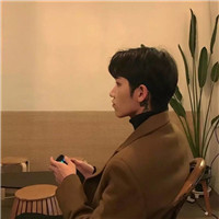 靠墙男生头像