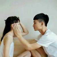 一张两个人的情侣头像