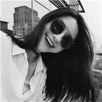酷酷的墨镜女生头像
