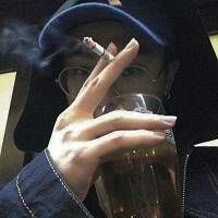 悲伤头像男生背影