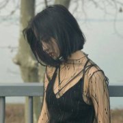 短发帅气冷酷女生头像 女生炫酷短发图片