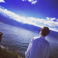 看海男生头像