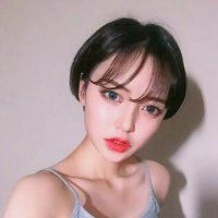 qq头像女生短发齐耳