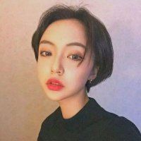 qq头像女生短发齐耳