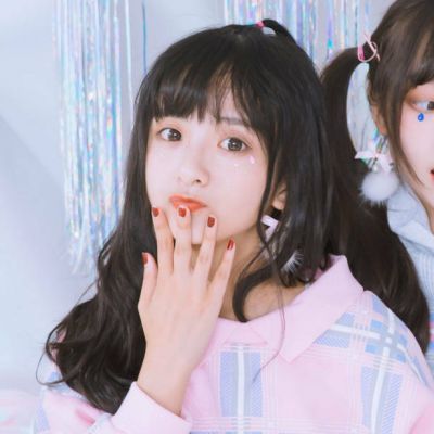 可爱圆脸女生头像
