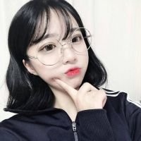 可爱圆脸女生头像