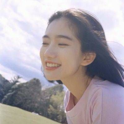 可爱圆脸女生头像