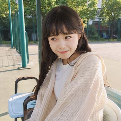 可爱圆脸女生头像