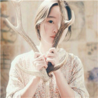 带鹿角的女生森系头像