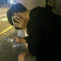 半边脸男生头像