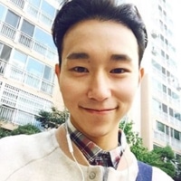 听歌的男生头像