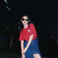 女生穿红色衣服头像