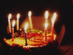 幽默的生日快乐祝福语_祝自己生日快乐幽默句子