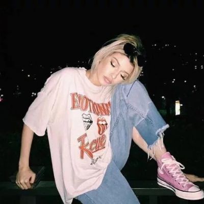 逗比女神经的头像欧美
