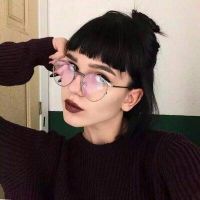 逗比女神经的头像欧美