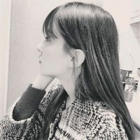 微信头像女黑白个性