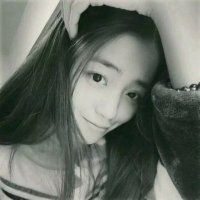 微信头像女黑白个性