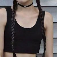 穿吊带女生头像