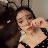 穿吊带女生头像