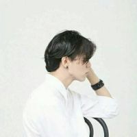 情侣头像穿白色衣服