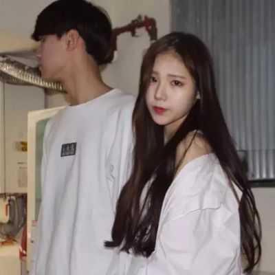 情侣头像穿白色衣服