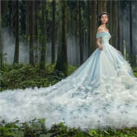 女生穿婚纱的头像