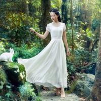女生穿婚纱的头像