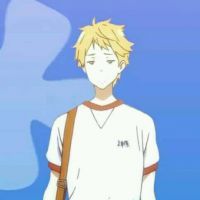 穿校服的动漫男生头像