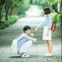 穿牛仔的情侣头像