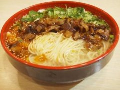 吃面搞笑说说 一碗面的搞笑说说
