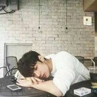 穿衬衫的情侣头像