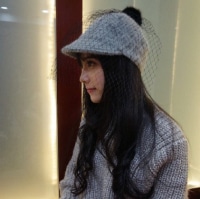 女生头像穿毛衣