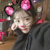 女生头像穿毛衣
