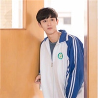 穿校服的男生头像