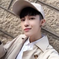 微笑男生高清头像