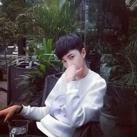 微笑男生高清头像