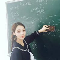 学生闺蜜头像一对两张