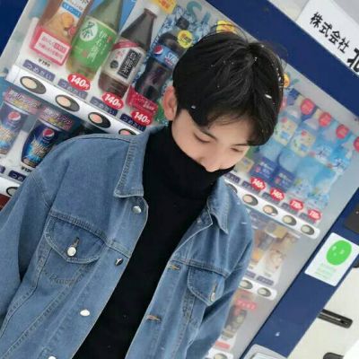 穿牛仔的男生头像