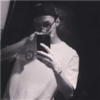 快手戴眼镜的男生头像图片