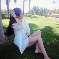 坐着的扣扣女生头像