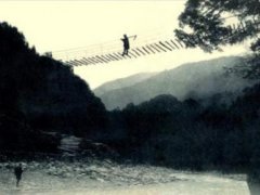 表面风光背后沧桑的说说