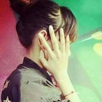捂脸的女生头像