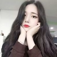 捂脸的女生头像