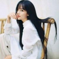 低调成熟大气的微信女生头像