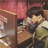 又酷又帅的男生头像