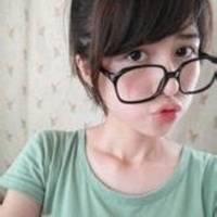 撅嘴女生可爱头像