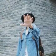 温馨的一男一女情侣头像 一左一右的情侣qq头像